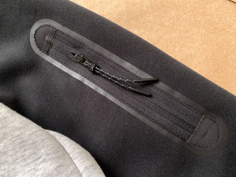 Conjunto Tech Fleece Nike - Cinza/Preto