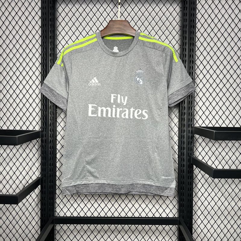 Camisa Retro Real Madrid 2015/2016 Away Cinza