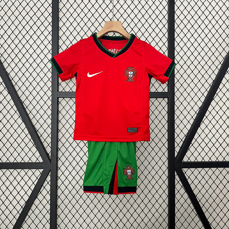 Kit Infantil Portugal Away 24/25 Nike Vermelho