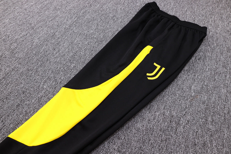 Conjunto de Treino Juventus 23/24 Preto e Amarelo - Blusa e Calça