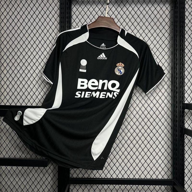 Camisa Retro Real Madrid 2006/2007 Third Preto