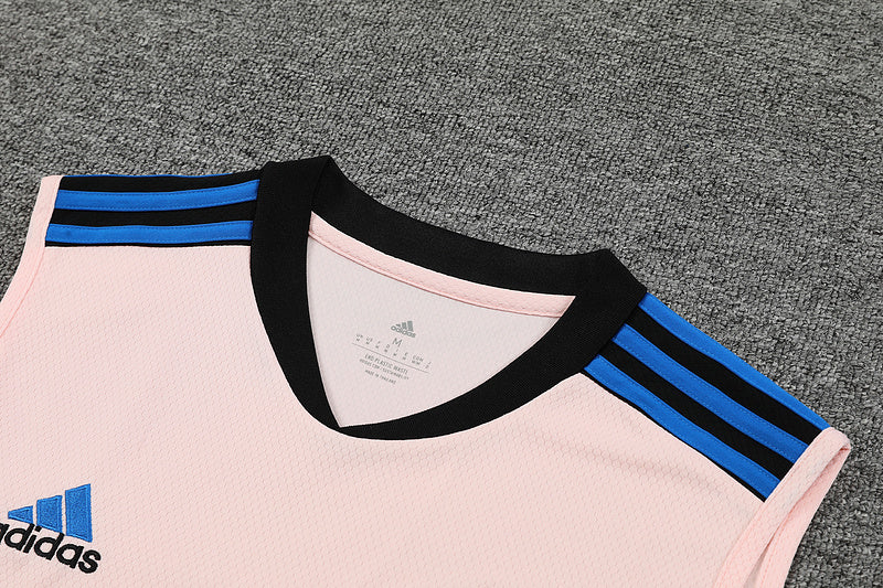 Kit de treino Manchester United 23/24 - Rosa I