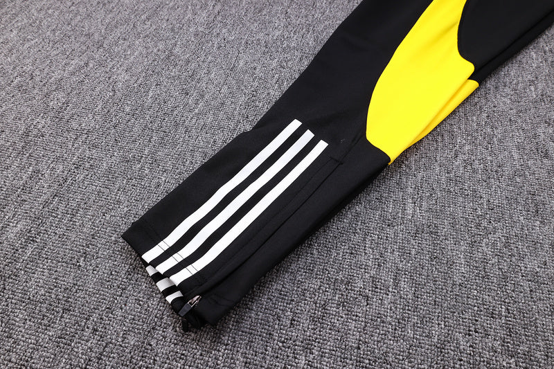 Conjunto de Treino Juventus 23/24 Preto e Amarelo - Blusa e Calça