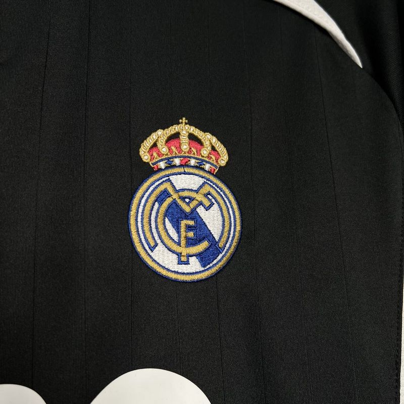 Camisa Retro Real Madrid 2006/2007 Third Preto