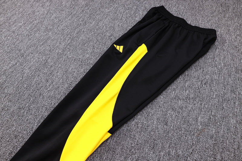 Conjunto de Treino Juventus 23/24 Preto e Amarelo - Blusa e Calça