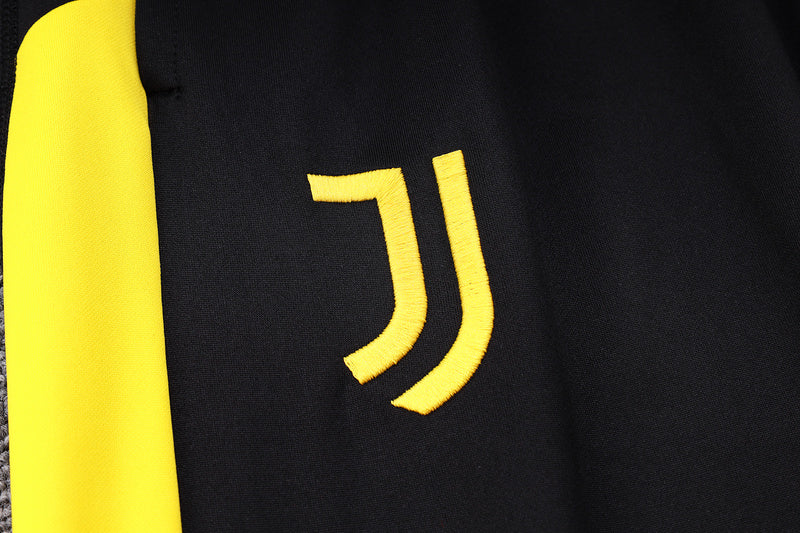 Conjunto de Treino Juventus 23/24 Preto e Amarelo - Blusa e Calça